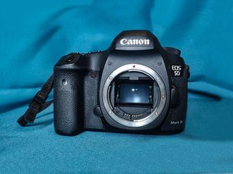 Продам камеру Canon EOS 5D Mark 3 Body комплект.