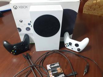 Продаю Xbox Series S