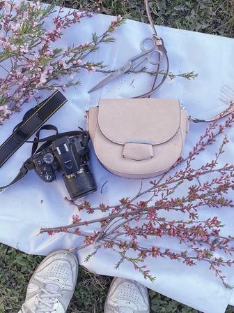 Продам Nikon D5300 отличный вариант для начинающего фотографа