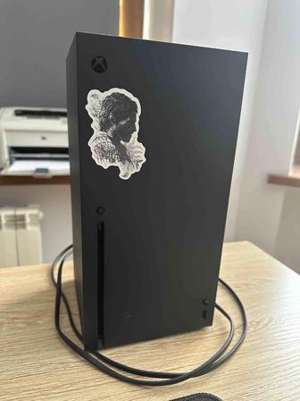 Xbox Series X 1TB черный