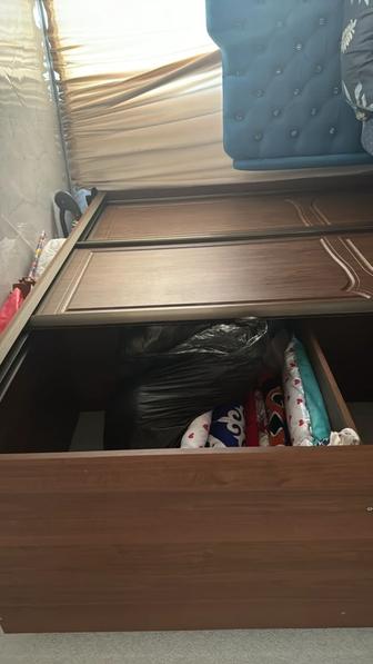 Продам шкаф купе