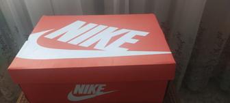Кроссовки Nike летние