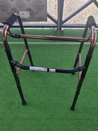 Продам ходунок для взрослых