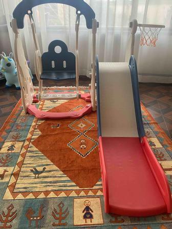 Качеля очень хорошая состояние новый