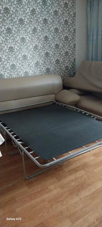 Отдам даром диван