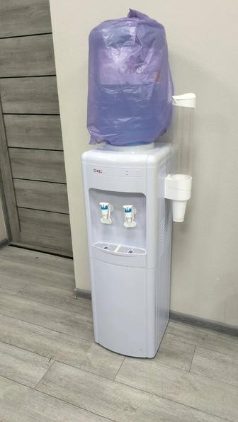 Диспенсер для воды