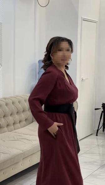 Продам платье ни разу не носила