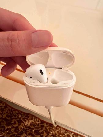 AirPods 2 продам оригинал