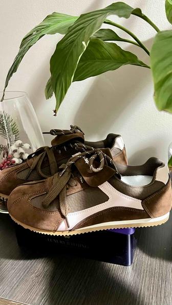 Женская обувь. Кеды