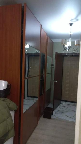 Отдам прихожку шкаф