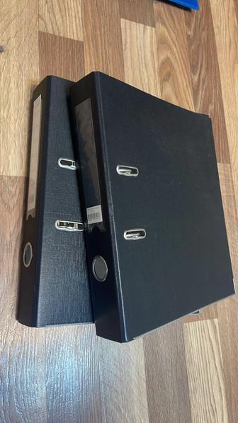 Продам папки. В наличии 3штуки