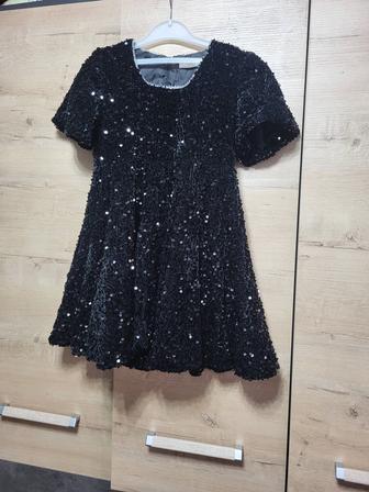 Нарядное платье 7-9 лет