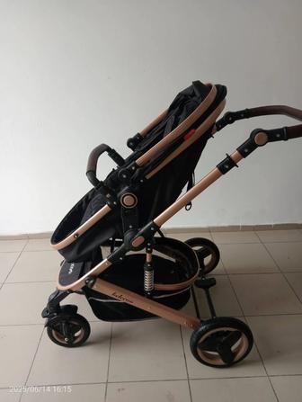 Продам прогулочная коляска