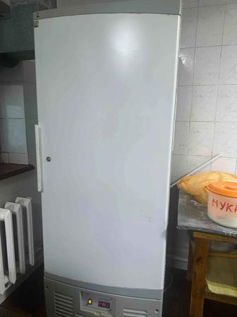 Холодильник промышленый