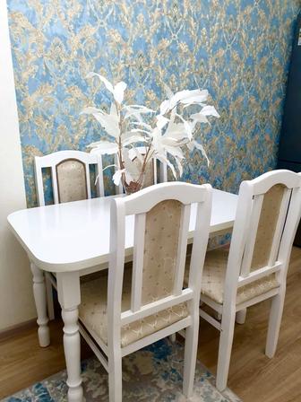 Продам стол и стулья