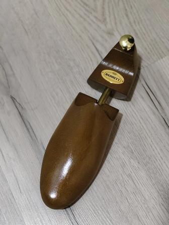 Брендовые обувные колодки Barrett Италия, деревянные