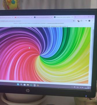 Монитор HP и VGA кабель 10 метров