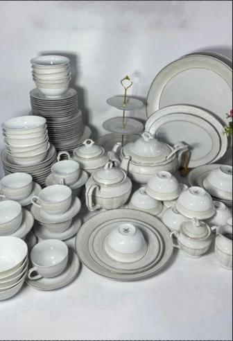 Чайно-столовый сервиз на 12 персон (124 предмета) новый