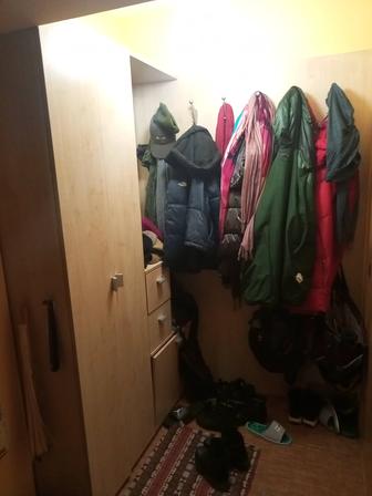 Прихожая продам