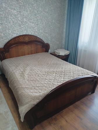 продам спальный гарнитур
