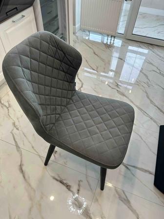 Стулья в кухню