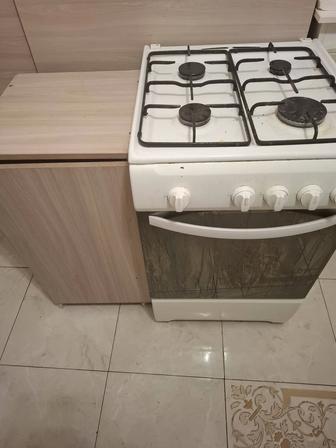 Продам газ плиту