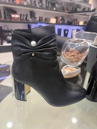 Продам итальянские полу сапоги