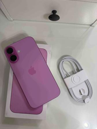 iPhone 16 pink