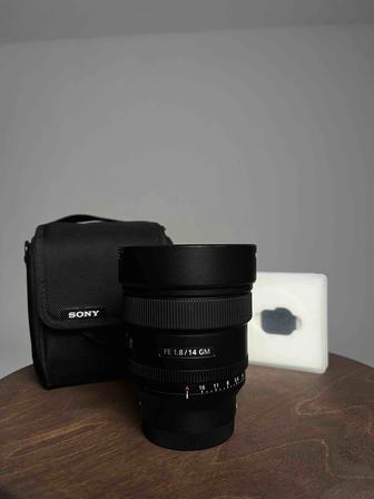 Объектив Sony FE 14mm 1.8 GM