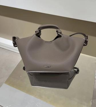 Сумка брендовая от DKNY, новая