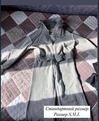Продам костюм женский
