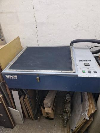 Экспонир, для засветки фотополимеров (трафаретов для шелкографии)