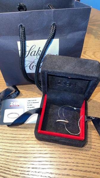 Продам бриллиантовое кольцо(новое)