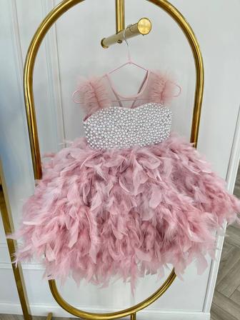 Продается платье на 1 годик для девочки