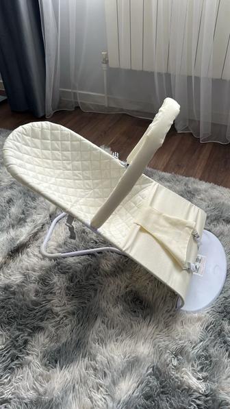 Продам шезлонг для малышей
