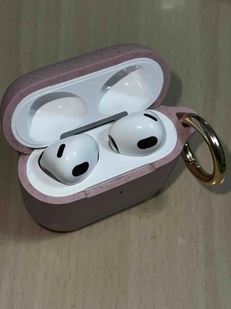 Продам AirPods 3 поколения оригинал