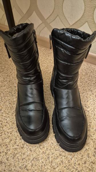 Зимние женские ботинки 38р не скользкие! Б/у