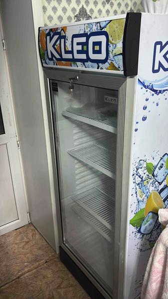 Ветринный холодильник