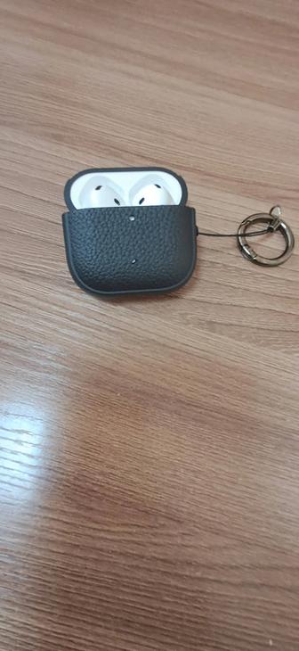 Продам airpods 4