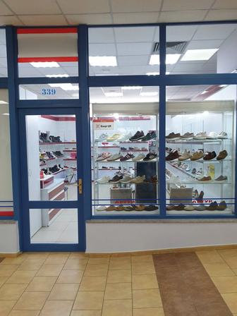 Продам торговое оборудование Полки