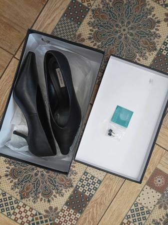 Кожаные туфли