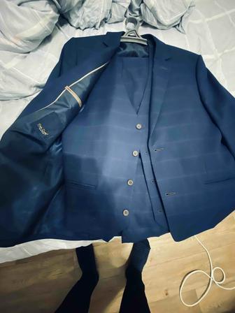 Новый костюм тройка