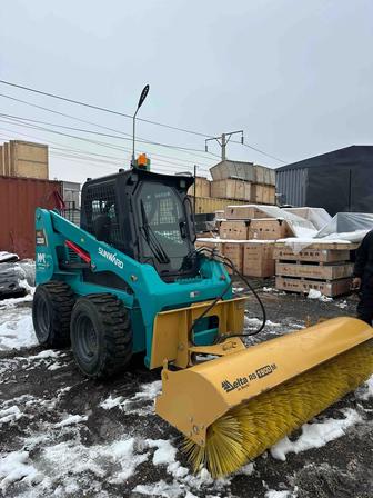 Аренда мини погрузчик с щеткой