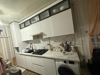 Продается кухонный гарнитур