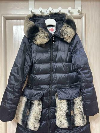 Продам пуховик на девочку