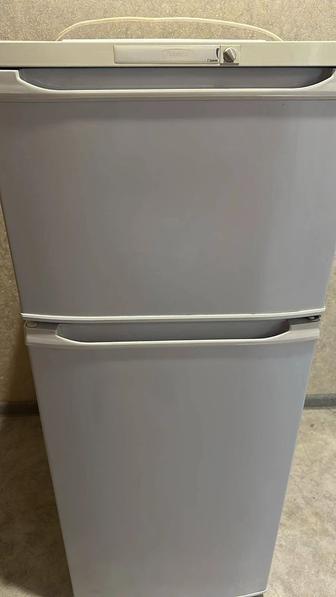 Холодильник Бирюса