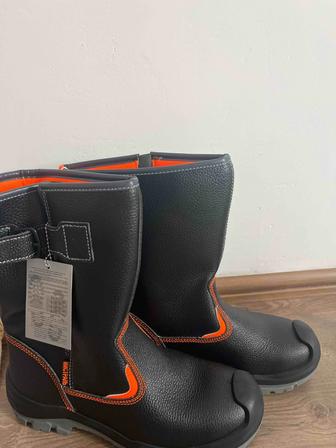 Спец ботинка новый