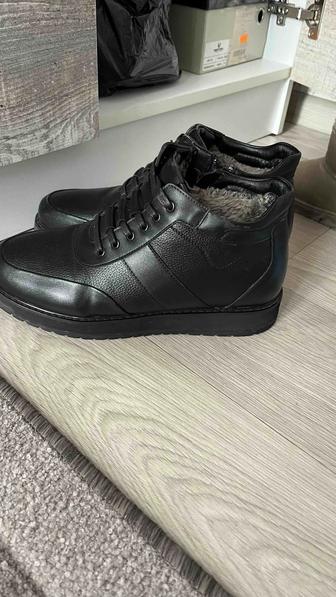 Зимние ботинки