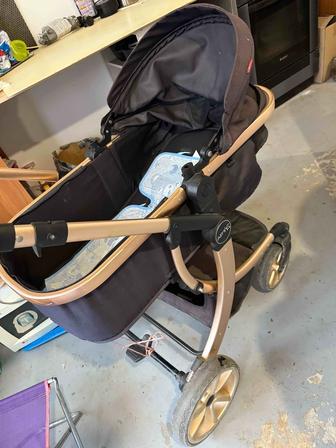 Отдам даром коляску детскую