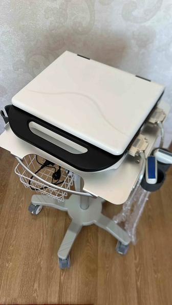 Продается абсолютно новый портативный узи аппарат от компании Perlong